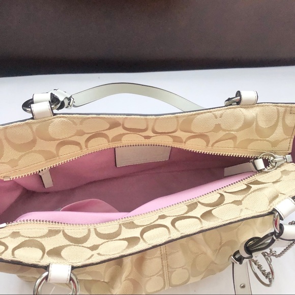 Coach F14281 White/Beige Signature East West Gallery Tote - Picture 9 of 13